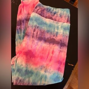 Lularoe tye dye leggings size tc2